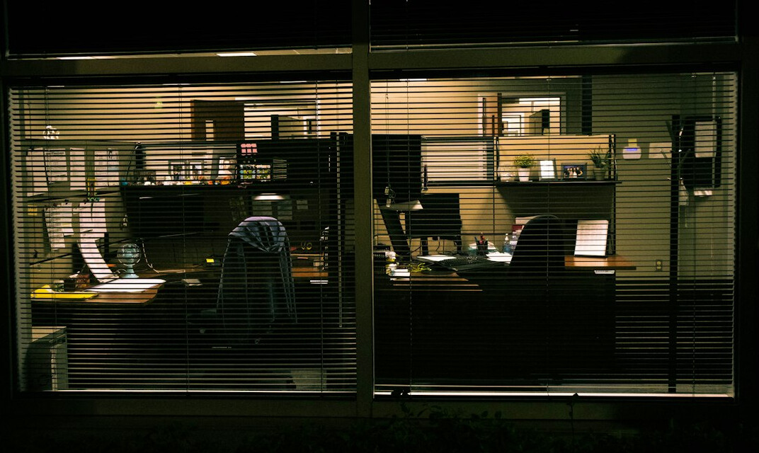 private investigator office
